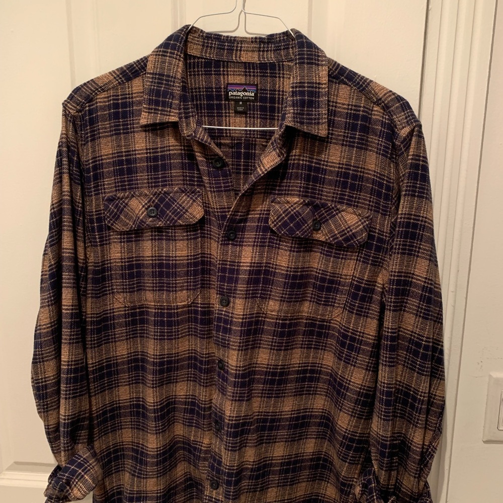 Patagonia Flannel (Brown/Navy) Size medium
